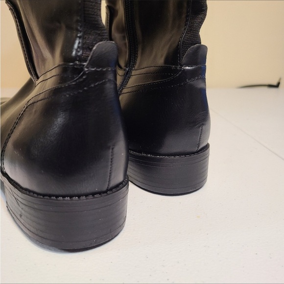Tommy Hilfiger boots - Picture 3 of 5